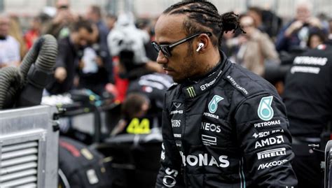 Lewis Hamilton tager to år mere hos Mercedes BT Sport bt dk