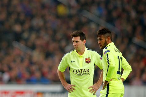 ajax  barcelona final score   lionel messi sets goals record