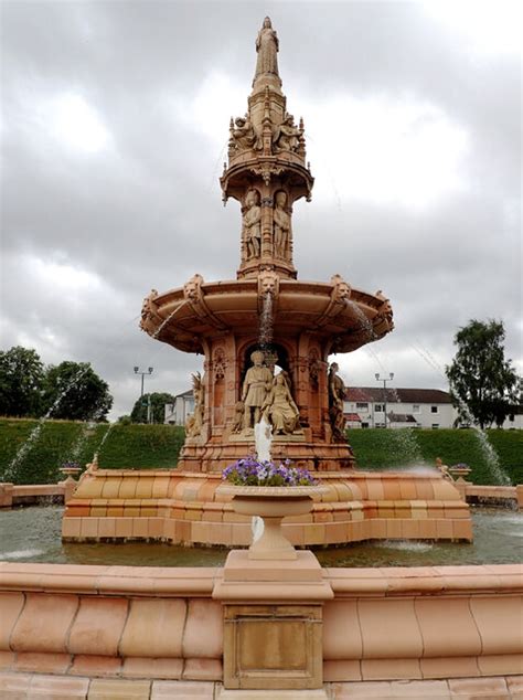 Doulton Fountain Glasgow Green Glasgow Habiloid Cc By Sa