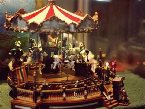 ANTIQUE CAROUSEL MUSIC BOX | ANTIQUES CENTER