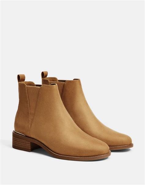 Nude čizmice iz Bershke 6 modela koji će vas osvojiti Cipele CroModa