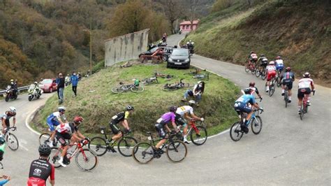 Ver Resumen Etapa De La Vuelta Espa A Pola De Laviana Alto De