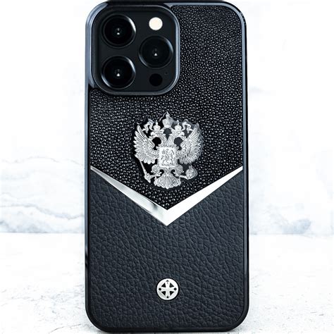 Чехол iPhone 16 Pro с гербом России натуральная кожа, металл, шкура ...