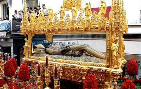 Hermandad Del Santo Entierro Semana Santa Sevilla