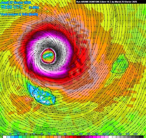 Cyclone Garance La R Union Plac E En Alerte Rouge Cyclonique Voici