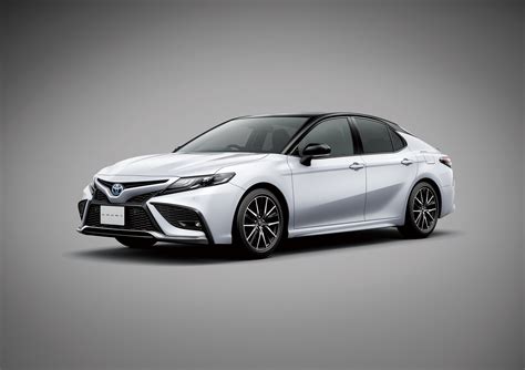 Toyota Camry Facelift Japan Paul Tan S Automotive News