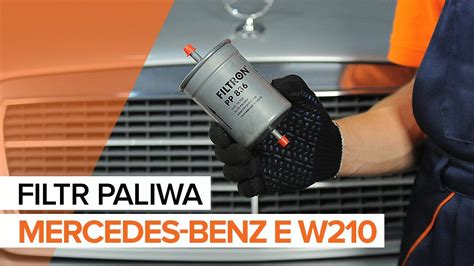 Jak Wymieni Filtr Paliwa W Mercedes Benz E W Tutorial Autodoc