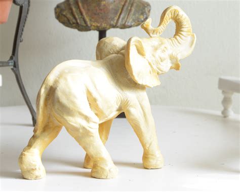 Elephant Figurine Vintage Resin Elephant Vintage Elephant Etsy 日本