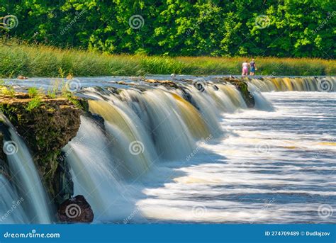 Venta Waterfall At Latvian Village Kuldiga Stock Image Image Of Green