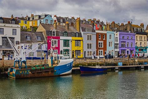 20 Best Coastal Towns To Move To In The Uk Revealed Coastal Towns