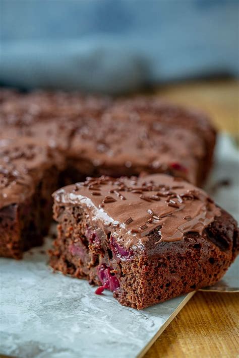 Schoko Kirschkuchen Vom Blech Einfach Vegan Zu Backen Rezept