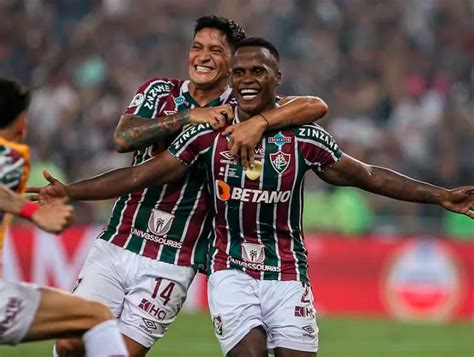 Vingador Tricolor Arias Brilha Fluminense Supera LDU E Encerra