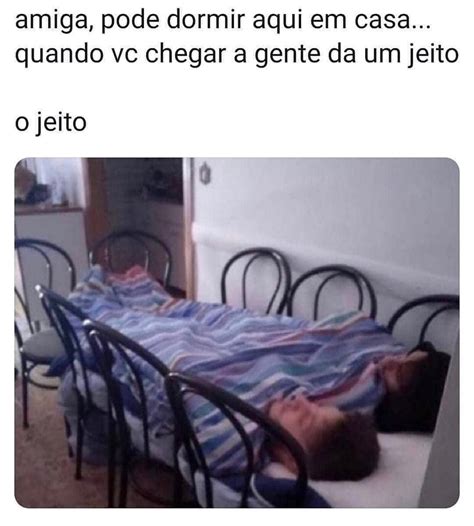 Eu minha mãe antes de falar pra ela que vou sair sexta sábado e