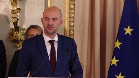 MINI TOURNEE AFRICAINE DU CHEF DE LA DIPLOMATIE FRANCAISE La France