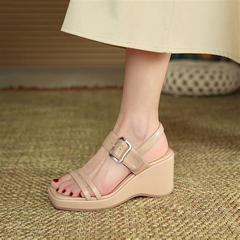 Fashion Commuting Wedge Sandals Women S 2022 Summer New Muffin Thick