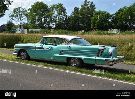 1958 Oldsmobile 88 Green