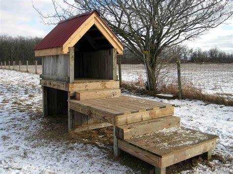 Must Love Kids Goat House Goats And House Goat House Goat Shelter