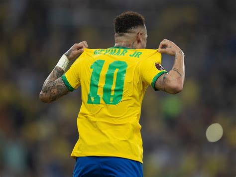 Quais Jogadores Vestiram A Camisa 10 Do Brasil Nas Copas DPF De