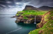 METEOFOR: Reverse waterfall on Faroe Islands: video