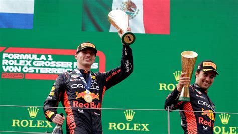 Brillante Checo P Rez Remonta Hasta El Podio Y Verstappen Conquista