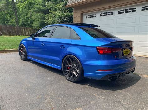 Audi RS3 8V Sedan Blue BC Forged HCS21 Wheel Front