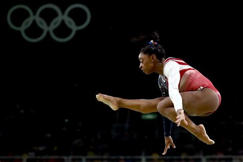 5 Things You NEED To Know About Simone Biles' Pregnancy Rumors (Experts Weigh In) Image 4