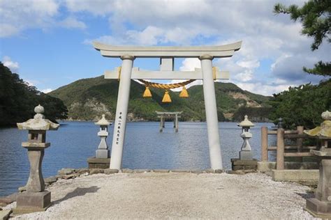 Watatsumi Shrine, Tsushima - Tripadvisor