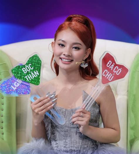 Hot girl Việt kiều Thiên Trang kết đôi thành công cùng chàng trai độc thân