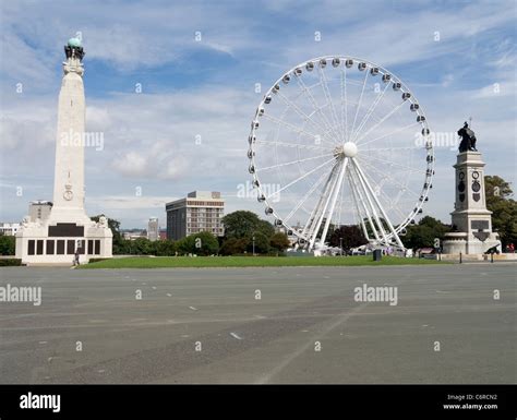 War Memorials Hi Res Stock Photography And Images Alamy