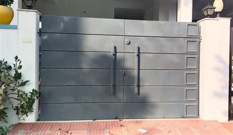 Modern Mild Steel MS Grey Hinged Main Gate For Residential At Rs 110