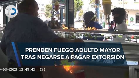 Extorsionadores prenden fuego a paletería con adulto mayor adentro en