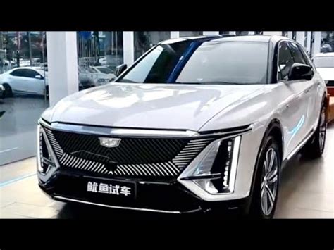 Luxury Cadillac Electric Suv Lyriq Youtube