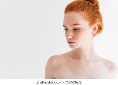 Close Picture Attractive Naked Ginger Woman Stock Photo 714403672 Shutterstock