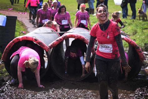 In Pictures Hundreds Take Part In Pretty Muddy Cancer Research Uk Run At Weston Park Express