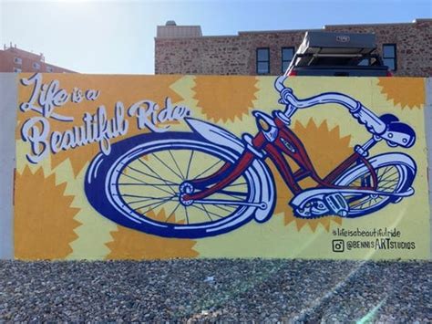 Check Out The Murals Causing A Buzz In Downtown Sioux Falls