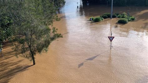 Orthern Nsw Floods New Flooding In Tweed M1 Opens To Ballina Daily