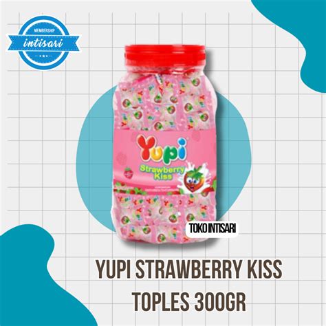 Jual Yupi Strawberry Kiss Toples Gr Pcs Shopee Indonesia