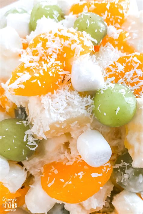 Creamy Hawaiian Fruit Salad With Marshmallows Granny S In The Kitchen