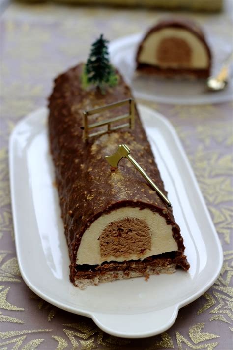 Bûche au praliné noisettes et chocolat blanc Recette dessert noel