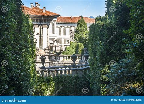 Isola Bella Palazzo Et Jardins Dans Le Lac Majeur Dans Le Nord De L