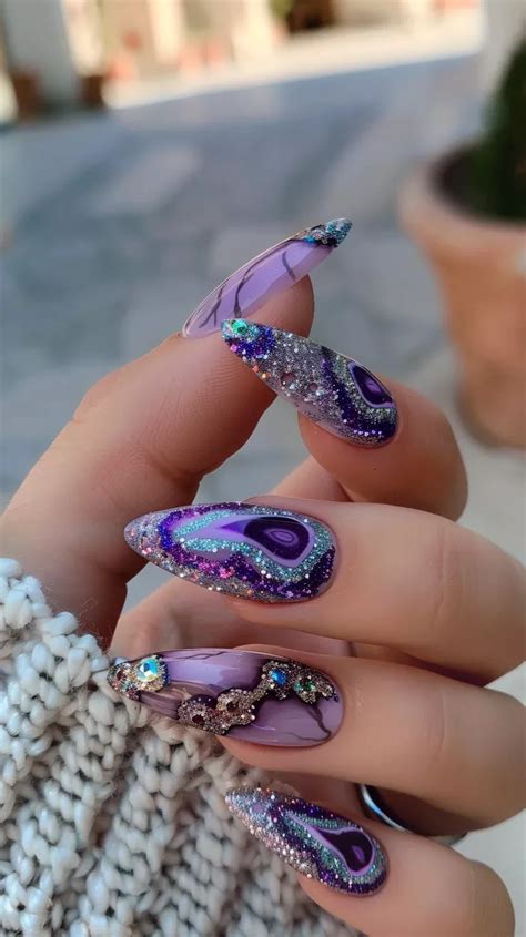 26 Gorgeous Geode Nail Art Designs To Gem Up Your Nails Nail Art