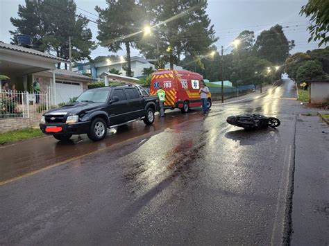 Motociclista Fica Ferida Ap S Colidir Contra Caminhonete Em Xaxim