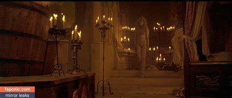 Jennifer Jason Leigh Aka Jenleigh Aka Jennifer Jason Leigh Fans Nude