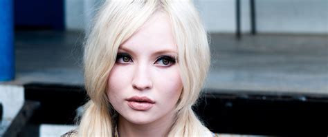 Face Blonde Actress Women Emily Browning Sucker Punch Brown Eyes