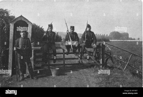 Dutch soldiers hi-res stock photography and images - Alamy