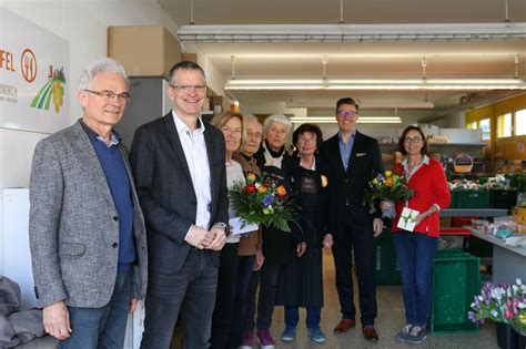 OB Bühler dankt Ehrenamtlichen Neuer Standort für Oberkircher Tafel