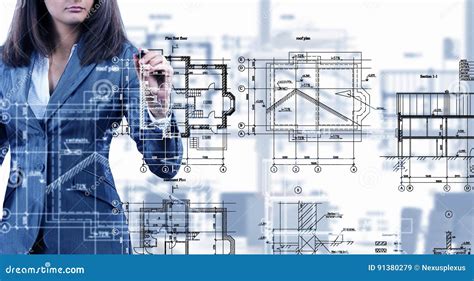 Инженер женщины на работе стоковое изображение. изображение ...