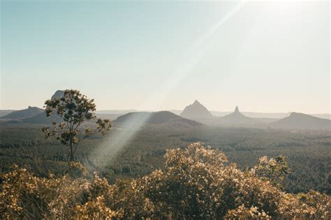 Tips to photograph the Glasshouse Mountains: How to find the best Glasshouse Mountains Lookout ...