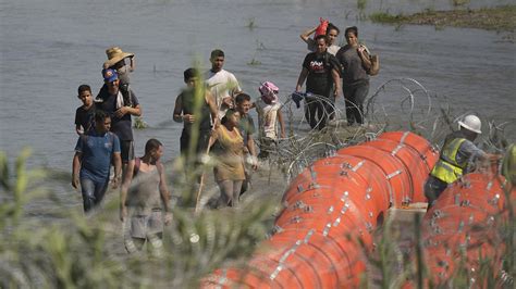 Mexico Files Complaint Over Texas Floating Barrier Plan