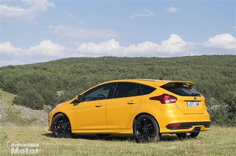 Test Ford Focus ST 2 0 EcoBoost 250 CV An Exaltation For Your Senses